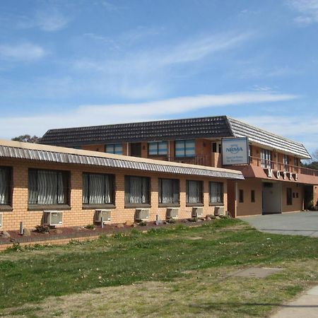 Canberra Lyneham Motor Inn Ngoại thất bức ảnh