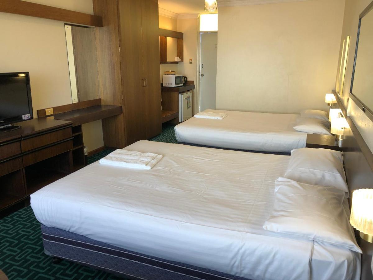 Canberra Lyneham Motor Inn Ngoại thất bức ảnh