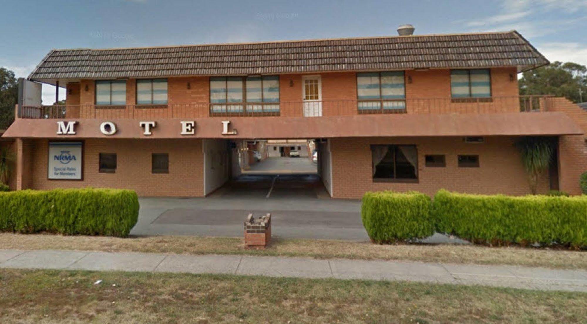 Canberra Lyneham Motor Inn Ngoại thất bức ảnh